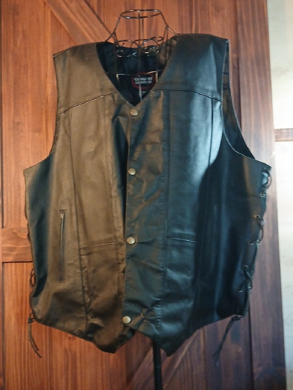 NWOT Classic Black Leather Vest - Unbranded Men’s Motorcycle Style